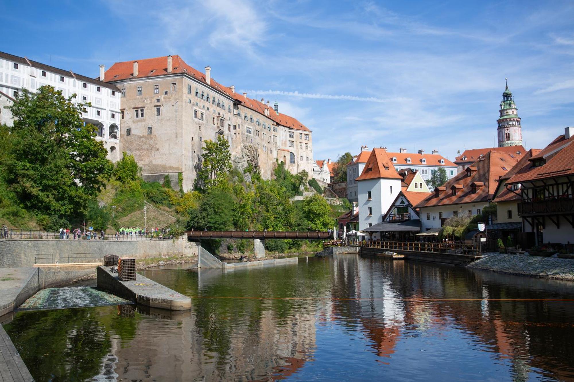 Rezidence Plesivec - Rodinny Apartman S 3 Loznicemi Cesky Krumlov Exterior photo